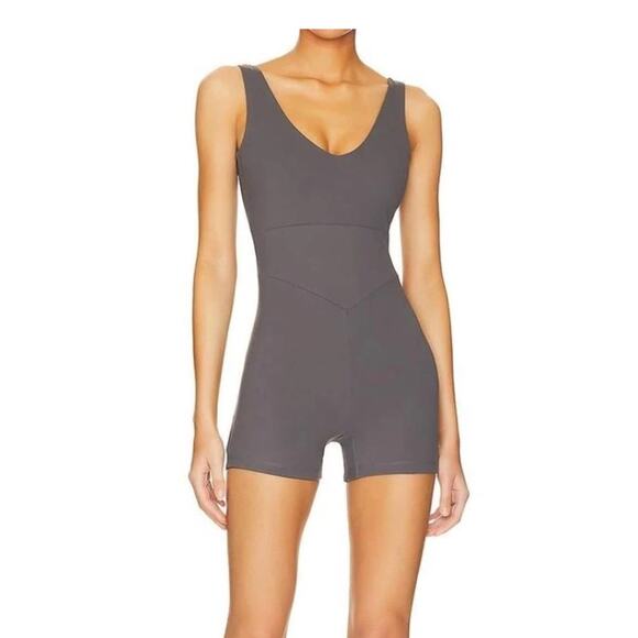 Varley Pants - Varley Women's One Piece Athletic Gray Let’s Go Juni All In One Romper XS